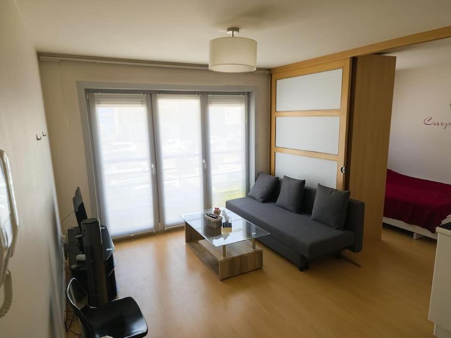 Cozy Studio With Pool Close To The Sea Oostende Ngoại thất bức ảnh